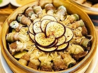 일이이사 음식점 정보와 주변 관광 명소 및 근처 맛집 여행 정보