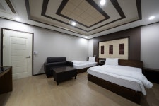 고려호텔 숙박 정보와 주변 관광 명소 및 근처 맛집 여행 정보