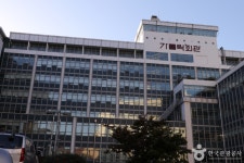 서울 명동성당 관광 정보와 주변 관광 명소 및 근처 맛집 여행 정보