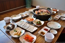 황제능이버섯백숙 음식점 정보와 주변 관광 명소 및 근처 맛집 여행 정보