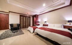 플로체호텔 숙박 정보와 주변 관광 명소 및 근처 맛집 여행 정보