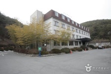 Baegyang Tourist Hotel (백양관광호텔) - Alojamiento - los viajes e información turística de Corea