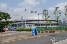 Hanbat Sports Complex (한밭종합운동장) - Leisure - Korea travel and tourism information