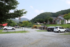 산새소리캠핑장 레저스포츠 정보와 주변 관광 명소 및 근처 맛집 여행 정보