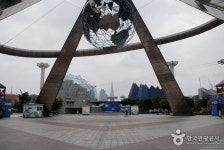 Yuseong Special Tourist Zone (유성 관광특구) - Sightseeing - Korea travel and tourism information