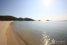 松湖海水浴場（송호해수욕장） - 観光 - 韓国旅行・観光情報