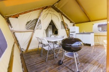 더반 힐 글램핑 레저스포츠 정보와 주변 관광 명소 및 근처 맛집 여행 정보