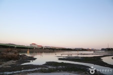 망산도·유주암 관광 정보와 주변 관광 명소 및 근처 맛집 여행 정보