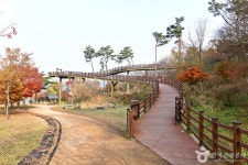 갑오동학혁명 100주년 기념탑 관광 정보와 주변 관광 명소 및 근처 맛집 여행 정보