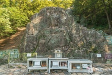 어물동 마애여래좌상 관광 정보와 주변 관광 명소 및 근처 맛집 여행 정보