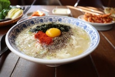1984그수육집칼국수 음식점 정보와 주변 관광 명소 및 근처 맛집 여행 정보