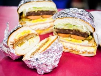 미쓰리햄버거 음식점 정보와 주변 관광 명소 및 근처 맛집 여행 정보