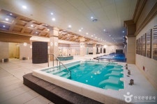 스파더스페이스 관광 정보와 주변 관광 명소 및 근처 맛집 여행 정보