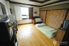 Jinsong Tourist Hotel (진송관광호텔) - Alojamiento - los viajes e información turística de Corea