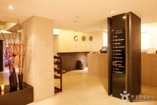 트리아 관광호텔 숙박 정보와 주변 관광 명소 및 근처 맛집 여행 정보