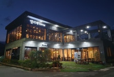 백운동계곡(산청) - 주변 여행 및 근처 관광 명소 - 국내 여행 정보와 관광 명소 정보