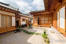 Hanok Guesthouse Dongchonchae [Korea Quality] / 한옥 게스트하우스 동촌재 [한국관광 품질인증/Korea Quality] - Alojamiento... 