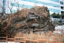 亀岩公園（구암공원） - 観光 - 韓国旅行・観光情報