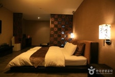 Gyeonggi Tour : Hotel SR (분당 SR (에스알)호텔)