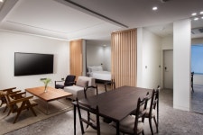 에스알 호텔 스위츠(SR HOTEL SUITES) 숙박 정보와 주변 관광 명소 및 근처 맛집 여행 정보