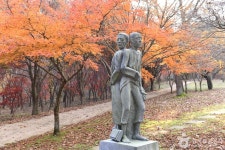 갑오동학혁명 100주년 기념탑 관광 정보와 주변 관광 명소 및 근처 맛집 여행 정보