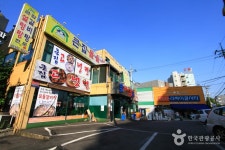 큰집돌솥설렁탕 음식점 정보와 주변 관광 명소 및 근처 맛집 여행 정보