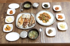 우리들회식당 음식점 정보와 주변 관광 명소 및 근처 맛집 여행 정보