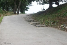  Yangdong Village
