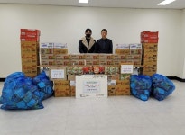 구리시 인창동, 엄지태권도로부터 ‘사랑의 라면’ 전달받아... 경인투데이뉴스≫ 구리시 인창동, 엄지태권도로부터 ‘사랑의 라면’ 전달받아