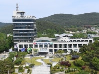 부산 기장군, 밤 9시부터 12시까지 문여는 ‘공공심야약국’운영한다... 부산 기장군, 밤 9시부터 12시까지 문여는 ‘공공심야약국’운영한다