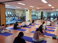 무안군, 2025년 ‘임산부 몸튼튼 요가교실’ 성황리 종료:경인투데이뉴스 ≪경인투데이뉴스≫ 무안군, 2025년 ‘임산부 몸튼튼 요가교실’... 