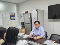 경기도의회 이용욱 의원, 파주 문산고등학교 자율형공립고 지정 추진... 이용욱 의원, 파주 문산고등학교 자율형공립고 지정 추진 지원 표명