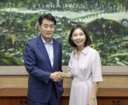 하은호 군포시장 최호정 서울시의장 만나 남부기술교육원 부지 활용 협력 논의:경인투데이뉴스 ≪경인투데이뉴스≫ 하은호 군포시장 최호정... 