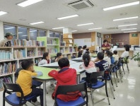 수원시 영통구 광교2동 새마을문고, 동화구연 책과 함께 하는 이야기 여행! 전 놀이:경인투데이뉴스 ≪경인투데이뉴스≫ 수원시 영통구 광교2동... 