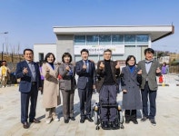 화성특례시의회, 황계정조복지센터 개관식 참석…지역 공동체의 중심...시민의 삶을 지키는 든든한 기반:경인투데이뉴스 ≪경인투데이뉴스... 