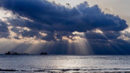 사진담기 - 구름 속 빛내림