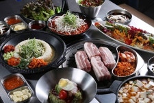 불란서삼겹살부산대점 요리/서빙 구인정보 부산 금정구 장전동 남자홀서빙을 구합니다... - 벼룩시장 구인구직(www.findjob.co.kr) [B1] [벼룩시장... 