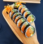 맛있는 김밥~ #아모르베(사진)...더보기