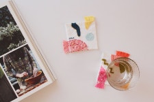 텐바이텐 10X10 : (혜화) 컬러 감성 넘치는 입체 자수 티코스터