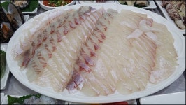 여수맛집 푸짐한 스끼다시와 회 용궁횟집 - 위즐