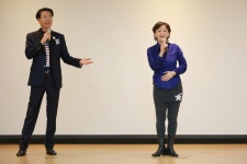 서울시 50플러스포털 [서부]런웨이 마이웨이_50+모델로 제2의 인생을 꿈꾸다 런웨이 마이웨이_50+모델로 제2의 인생을 꿈꾸다