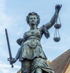 서울시 50플러스포털 [50+포탈]‘정의의 여신’은 왜 ‘눈가리개’를 하고 있을까 ‘정의의 여신’은 왜 ‘눈가리개’를 하고 있을까