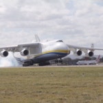 Antonov An-225 Mriya: Worlds largest plane touches down in Perth - ABC News (Australian Broadcasting Corporation) Worlds... 