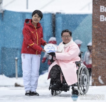 성북구 상가서 원인 모를 불…학원 교사 및 학생 대피 소동