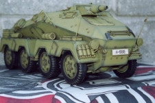 8 WHEELED ARMORED CAR SDKFZ 233 (75mm L/24) IN 1/15 SCALE