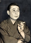 朝日新聞デジタル：1971年を振り返り「来年は独演会の回数も今年以上に増えそう」と展望を話す桂米朝さん（朝日新聞の保存写真から）... 