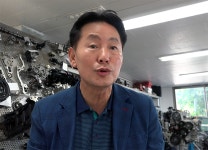 박병일 명장, 현대차 돈 받아서 정비공장 하자고? - 오토헤럴드박병일 명장, 현대차 돈 받아서 정비공장 하자고?