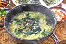 전국별별시장 스토어 > 영진칼국수 제주 협재점 | 별별시장&별별여행 ┃ 여행문화의 새로운 트렌드를 만들다 전국별별시장 스토어 > 영진칼국수... 