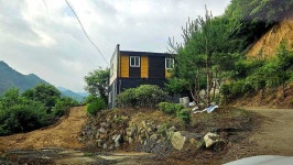 임야 매매, 산 자락. 조망권 좋음. 운학천. 서운노송공원 도보5분 / 강원 영월군 무릉도원면 운학리 / 전원주택 매매 / 부동산119