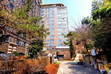 서울 은평구 녹번동 아파트 매매. 전체 리모델링. 녹번역, 역촌역 역세권, 근린공원 산책로 인접 팍세권 숲세권. 은평구청,보건소,주민센터 인접... 